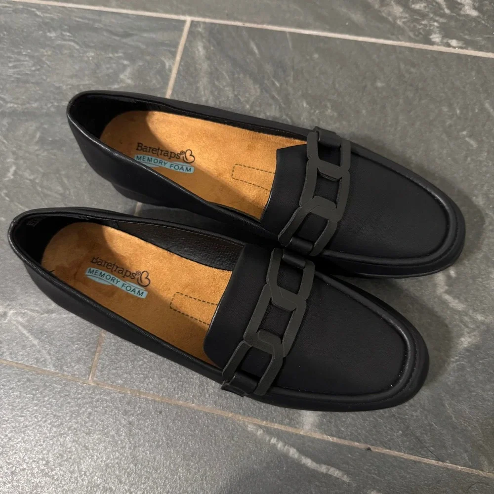 Baretraps Addison Black Loafers Womens 7.5M Comfort Memory Foam Slip On Academia